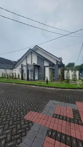 JUAL RUMAH MINIMALIS FURNISH PURI SAFIRA MENGANTI