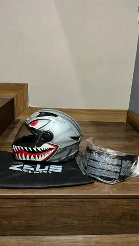 helm fullface zeus 811c