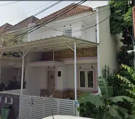 Dijual Rumah Semi Furnished Strategis