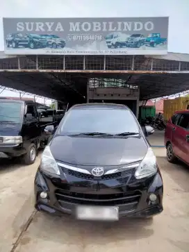 AVANZA VELOZ 1.5 AT 2012
