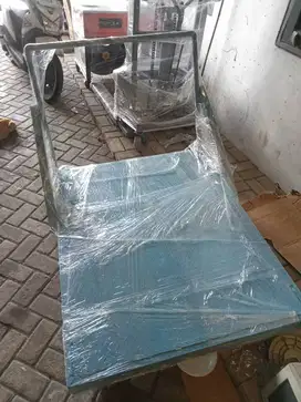 Hand Stacker dan Gledekan