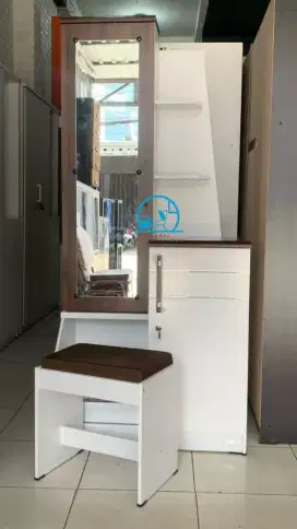 Sale Meja Rias Terbaru