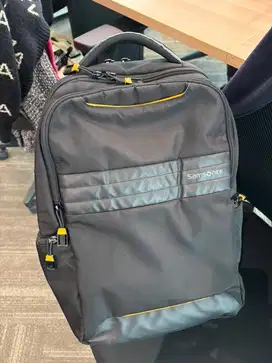 Tas Samsonite Mulus Nego