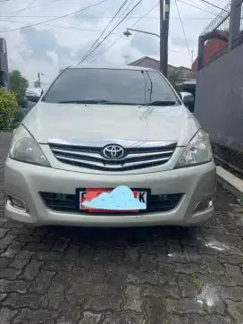 Di Jual Innova Istimewa Type Luxury
