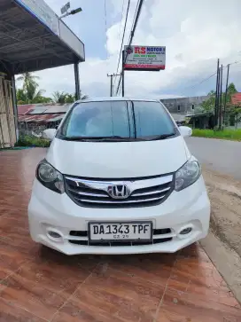 Honda Freed PSD Tertinggi 2013 Ac Double Matic