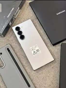 Samsung Z Fold 6