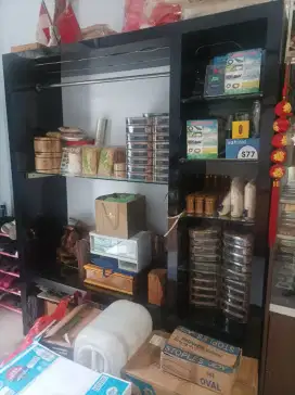 Dijual lemari kayu