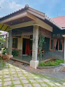 BELI RUMAH SERASA VILLA ASRI & TENANG