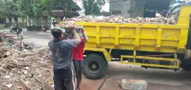 Jasa buang angkut gragal,tanah,sampah,juga pengurukan