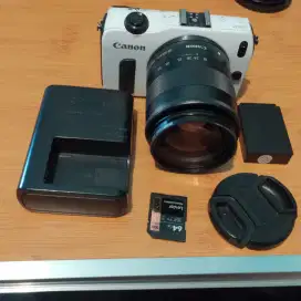 Kamera Canon Eos M Mirrorless putih