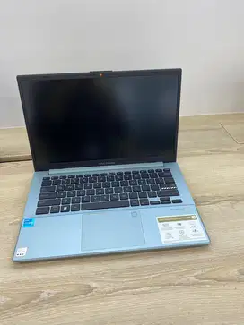 Asus vivobook core i3