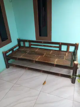 Bale Bambu Hitam
