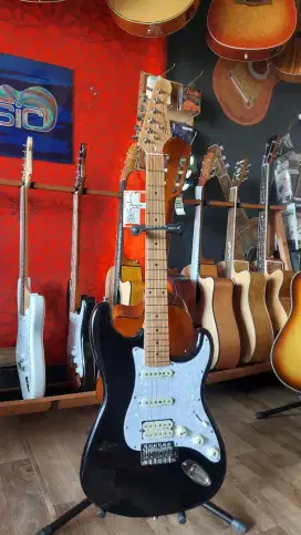 Gitar stratocaster original scorpion Js 20