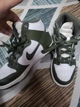 Nike air jordan hijau army