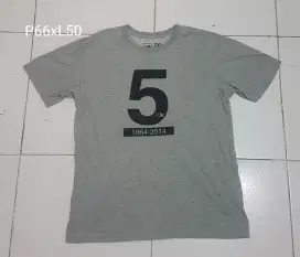 Kaos brand thrif