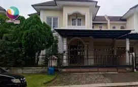 Dijual Cepat Rumah 2 lantai di perumahan kota wisata Cibubur