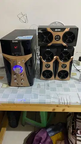Speaker GMC 887D