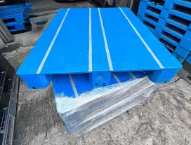 Pallet bekas dan baru