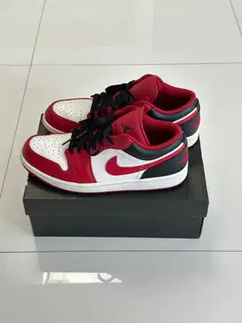 Air Jordan 1 Low Chicago Bulls
