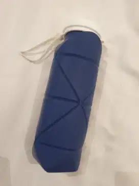 Botol minum lipat
