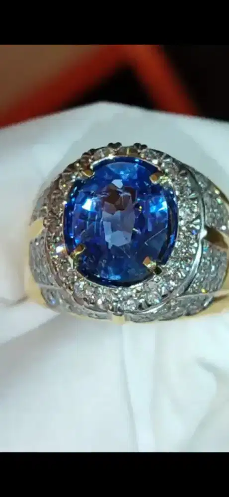 dijual cincin mas berlian blue safir no heat
