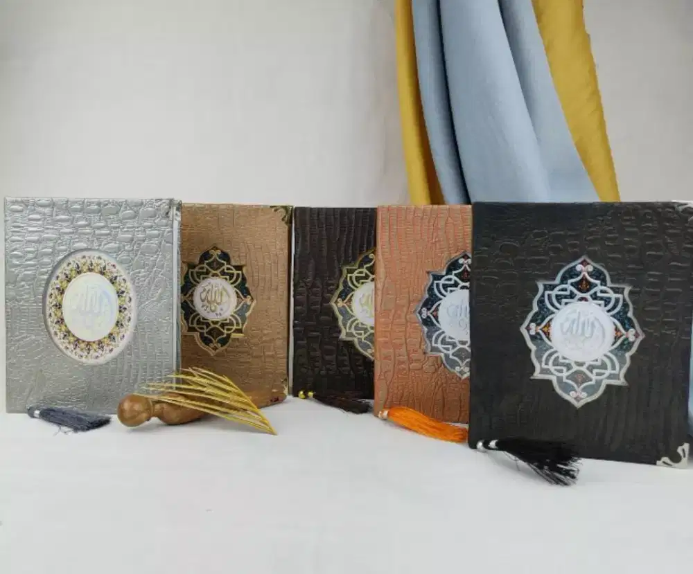 Buku yasin hardcover spon cantik