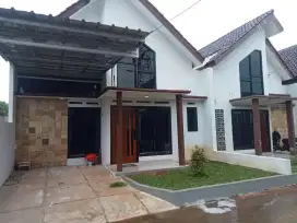 Rumah elite siap huni dekat pintu Toll Sawangan Depok