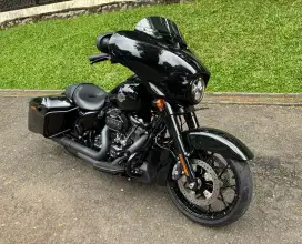 LOW KM //Harley Davidson Street Glide Special FULL PAPER// 2023