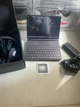 GPD Win Max 2 Ryzen 7 6800U 1TB / 16GB Not ROG Ally