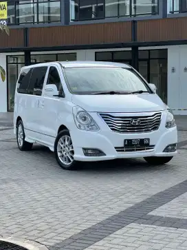 NEGO SAMPAI DEAL Hyundai H1 2.4 Royale Bensin AT 2014 Putih Istimewa