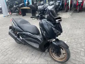 Yamaha xmax 2022