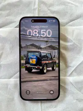 Iphone 15 256GB Warna Hitam (Black)