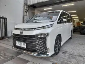 Toyota Voxy 2022 Bensin
