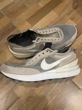 Nike waffle one