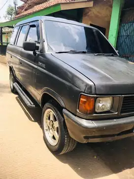 Isuzu Panther 2.3 Diesel 1992