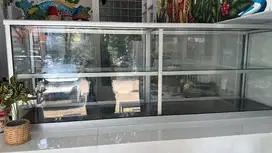 SAMPE DEAL - ETALASE 180x40 BARU 2 BULAN