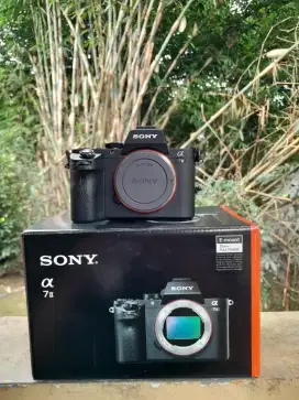 Sony a7 ii body only like new sc 2k