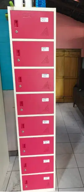 Di Jual Rak Dokumen 8 pintu