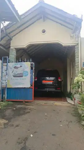 Rumah asri dan luas di Kota Bogor, lokasi dekat tol