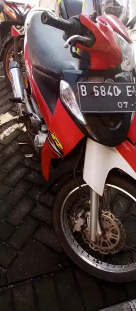 Dijual motor suzuki