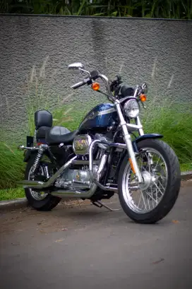 Harley Davidson XLH 883 Hugger Anniversary