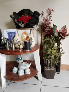 Menjual meja bekas