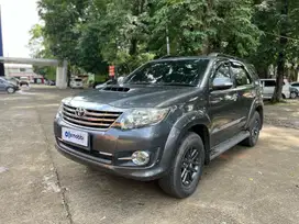 Toyota Fortuner 2.5 G AT 4x4 2015