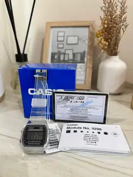 Jam Tangan Unisex CASIO General A168XES-1B Digital Dial Resin Band