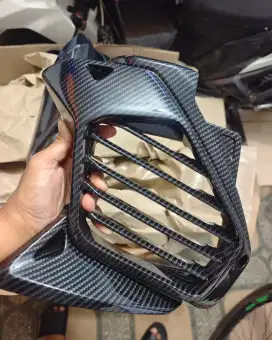 Cover tutup radiator yamaha aerox new carbon hitam