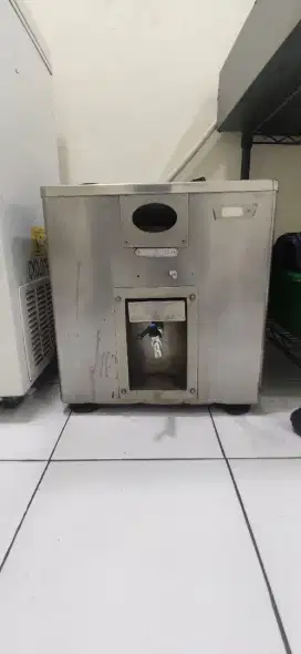 Mesin giling tebu merk getra bekas