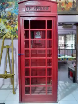 Telephone + Box