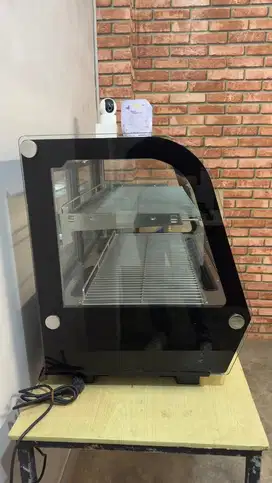 Showcase Pendingin COLD DISPLAY WIRASTAR 160L