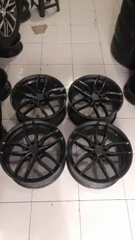 Velg Orginal Nice R20 pcd 5*112/114.3 lebar 9 Rata et25..4pcs