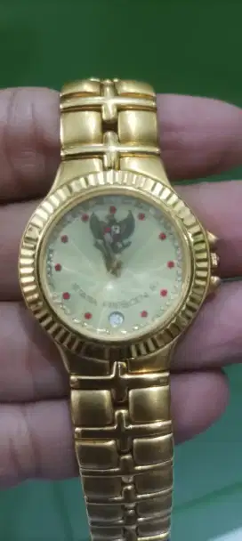 Jam Tangan Istana Presiden 1990